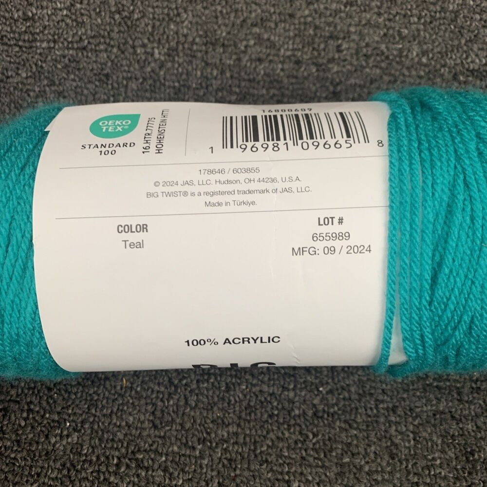 Big Twist Value Teal Acrylic Yarn 380yds 6oz. Discontinued - Picture 5 of 5
